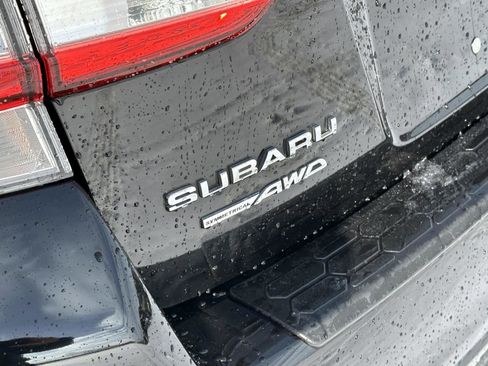 Used 2018 Subaru Crosstrek 2.0i Premium w/ Eyesight System image 9