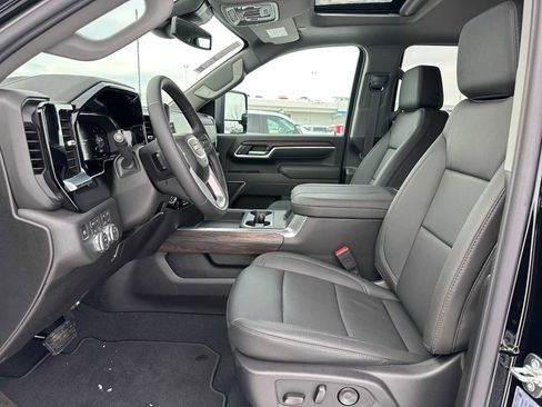 New 2026 GMC Sierra 2500 SLT w/ SLT Convenience Package image 20
