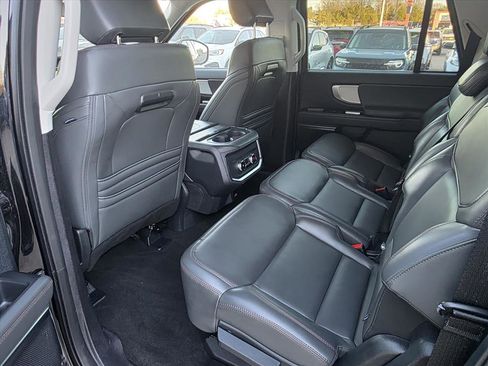 Used 2025 Ford Expedition Max Active image 9