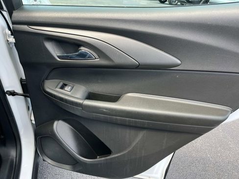 Used 2021 Chevrolet TrailBlazer LS image 20