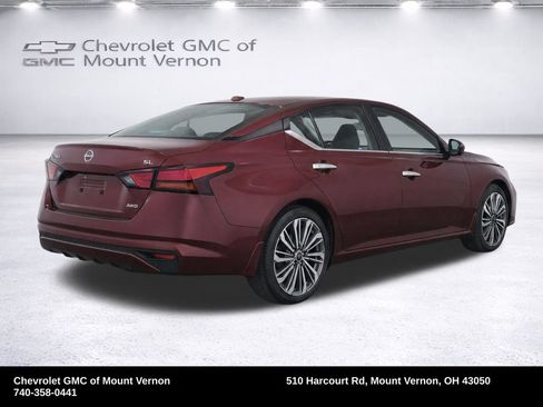 Used 2024 Nissan Altima 2.5 SL AWD/4WD image 4