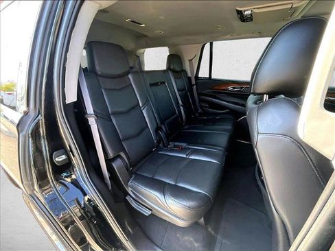 Used 2016 Cadillac Escalade Premium AWD/4WD image 26