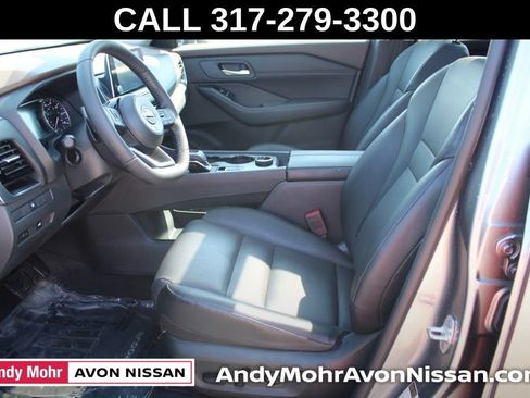 Used 2023 Nissan Rogue SV w/ SV Premium Package AWD/4WD image 17