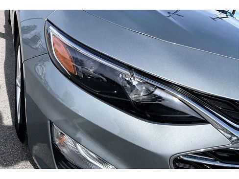 Used 2024 Chevrolet Malibu LS image 30