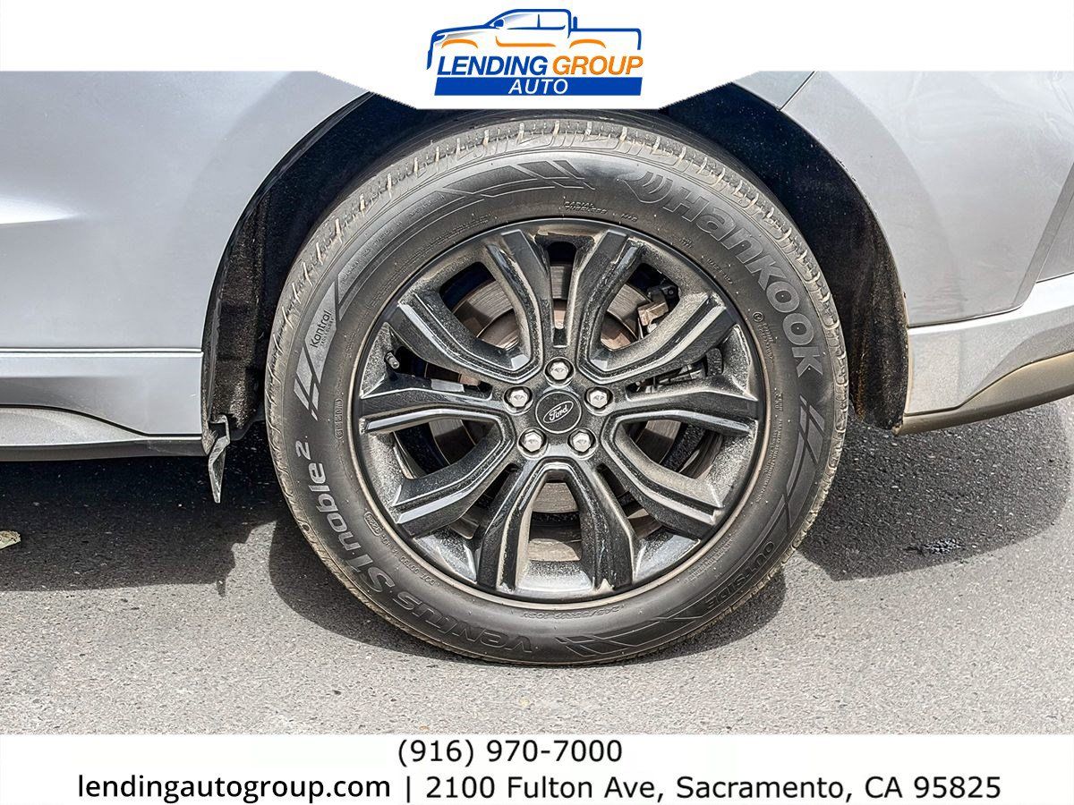 Used 2024 Ford Edge SE w/ Black Appearance Package AWD/4WD image 10