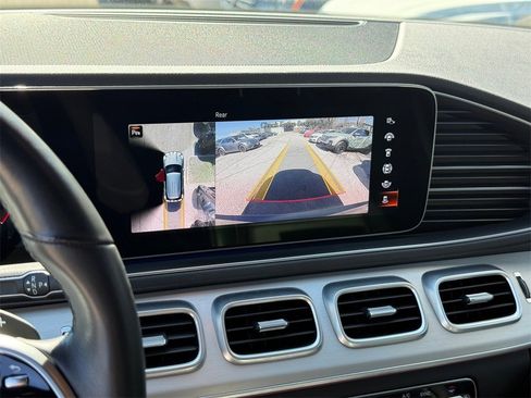 Used 2022 Mercedes-Benz GLE 350 4MATIC w/ Premium Package image 22