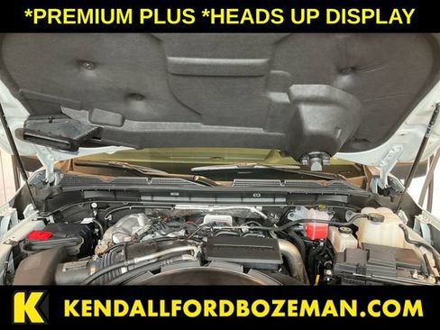 Used 2025 GMC Sierra 2500 AT4 w/ AT4 Premium Plus Package AWD/4WD image 19