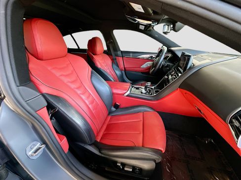 Certified 2025 BMW 840i RWD image 30