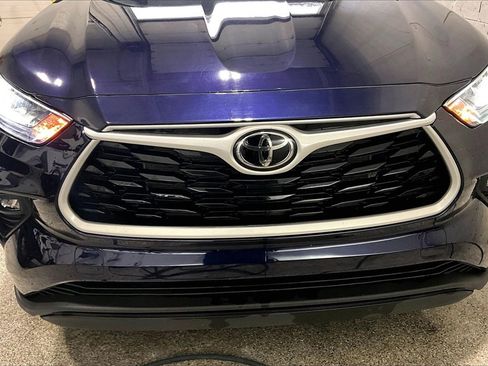 Used 2022 Toyota Highlander XLE image 33