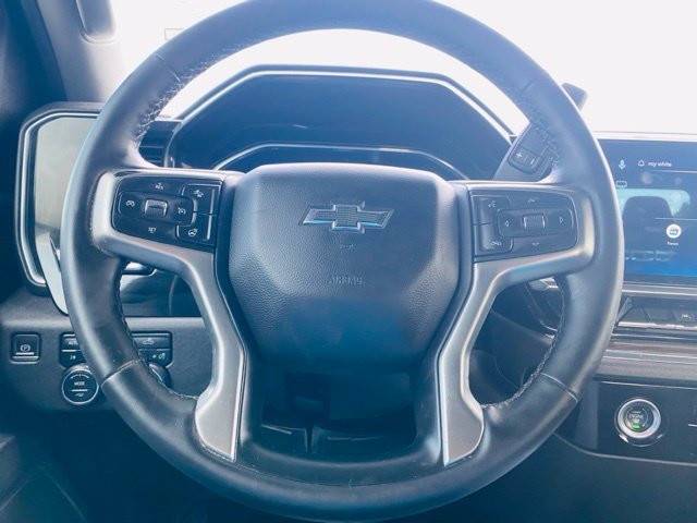 Used 2023 Chevrolet Silverado 1500 RST w/ Z71 Off-Road Package AWD/4WD image 26