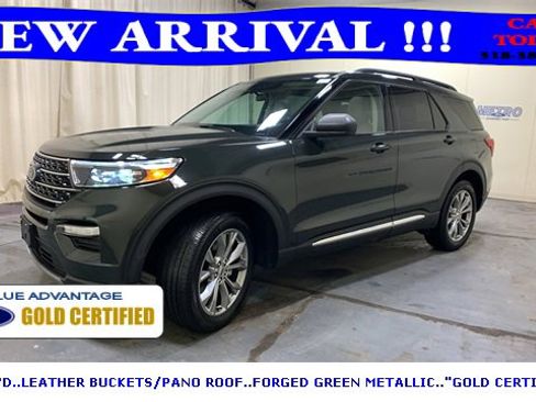 Certified 2022 Ford Explorer XLT w/ Equipment Group 202A image 8