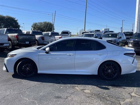 Used 2024 Toyota Camry XSE image 6
