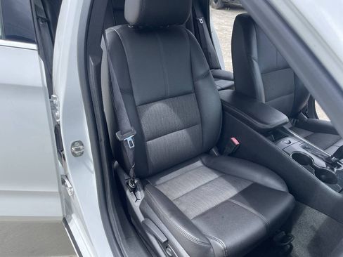 Used 2016 Chevrolet Impala LT w/ Convenience Package FWD image 44