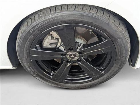 Used 2025 Mercedes-Benz C 300 4MATIC Sedan image 24