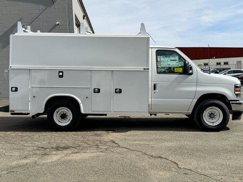 New 2025 Ford E-350 and Econoline 350 Super Duty w/ Power Equipment Group RWD image 2
