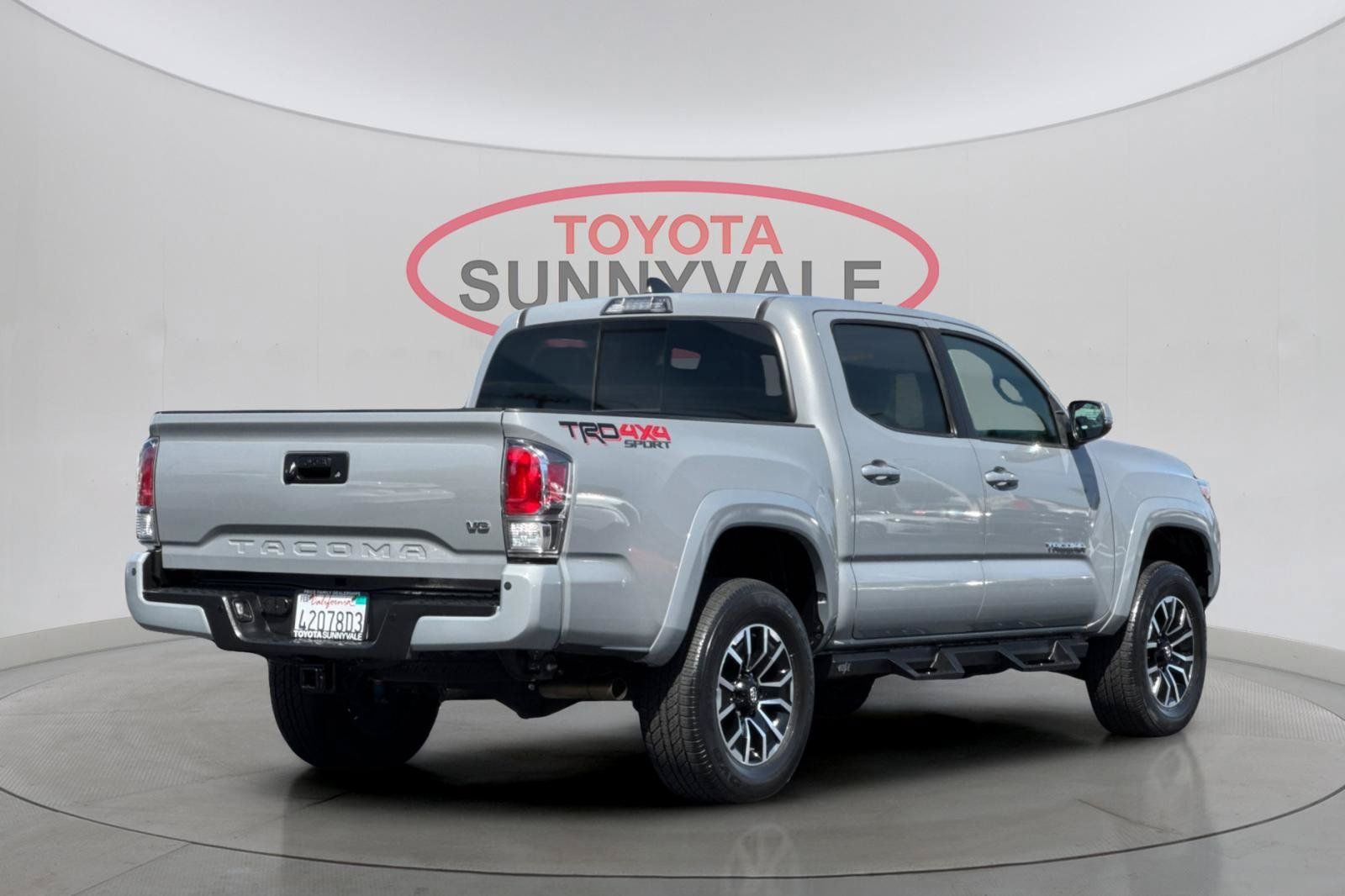 Certified 2021 Toyota Tacoma TRD Sport w/ TRD Premium Sport Package AWD/4WD image 4