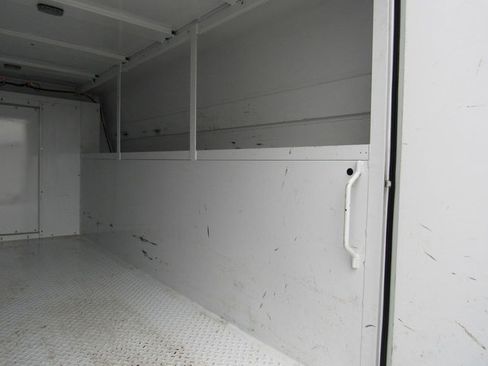 Used 2021 Chevrolet Express 3500 w/ Power Convenience Package RWD image 23