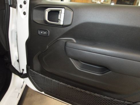 Used 2025 Jeep Wrangler Unlimited Sport S 4xe image 16