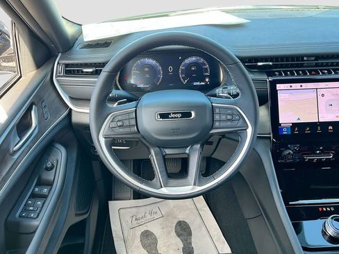 New 2025 Jeep Grand Cherokee L Limited w/ Black Appearance Package image 23
