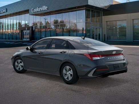 New 2026 Hyundai Elantra SE image 5