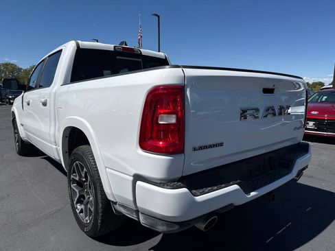 Used 2025 RAM 1500 Laramie w/ Sport Appearance Package AWD/4WD image 5