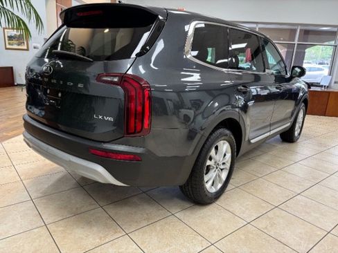 Used 2020 Kia Telluride LX AWD/4WD image 4