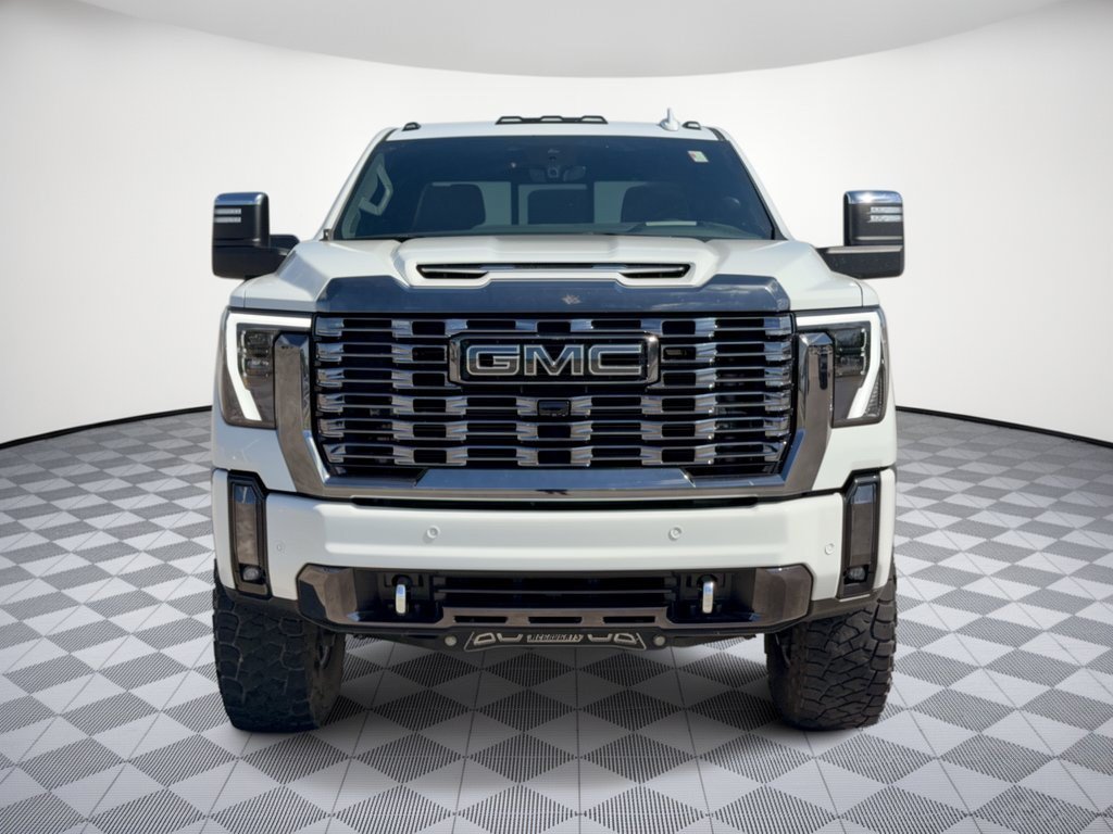 Used 2024 GMC Sierra 2500 Denali Ultimate AWD/4WD image 6