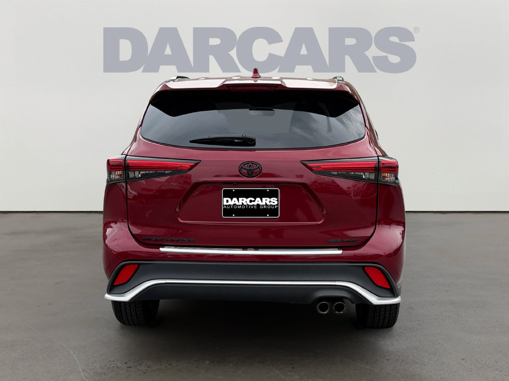 Used 2022 Toyota Highlander XSE w/ Protection Package #3 (TMS) AWD/4WD image 6