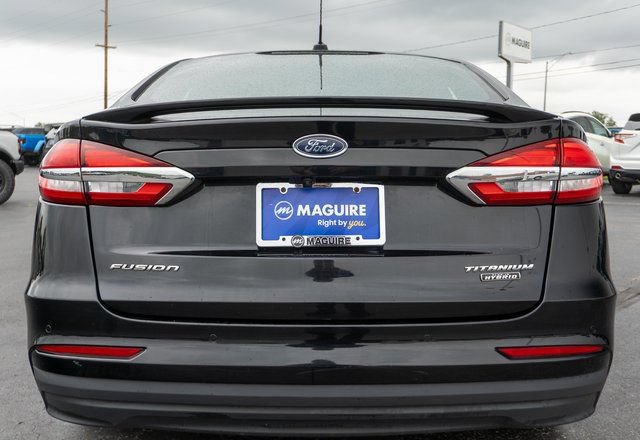 Used 2020 Ford Fusion Energi Titanium FWD image 7