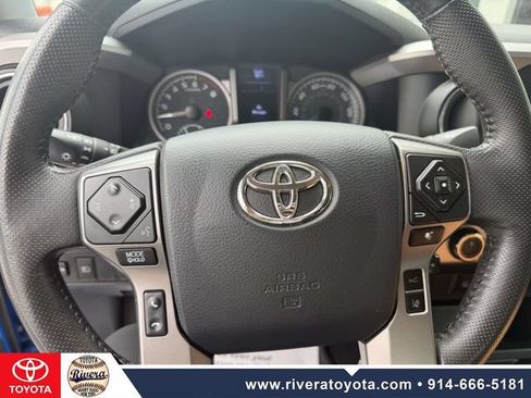 Used 2020 Toyota Tacoma SR5 AWD/4WD image 20