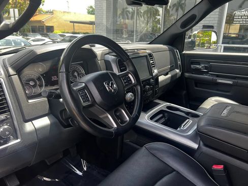 Used 2016 RAM 1500 4x4 Crew Cab Laramie Longhorn image 16