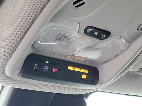 Used 2023 Chevrolet TrailBlazer LT image 21