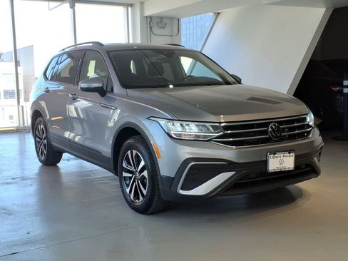 Used 2024 Volkswagen Tiguan S AWD/4WD image 3