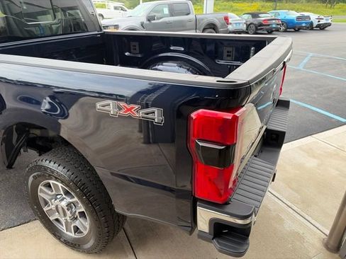 Used 2024 Ford F250 Lariat AWD/4WD image 33