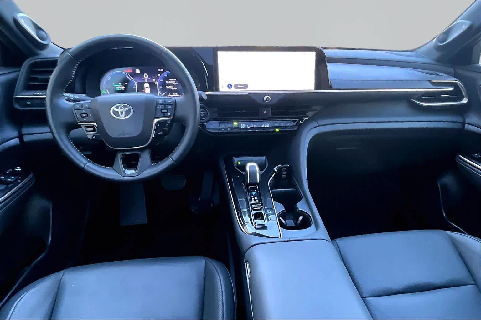 Certified 2026 Toyota Crown AWD/4WD image 16