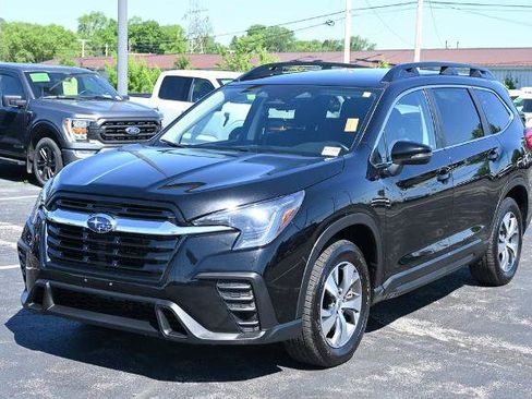 Used 2023 Subaru Ascent Premium AWD/4WD image 5
