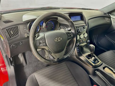 Used 2013 Hyundai Genesis 2.0T RWD image 9