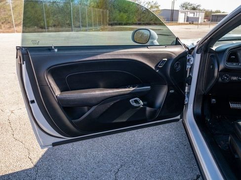 Used 2023 Dodge Challenger R/T w/ Plus Package image 10