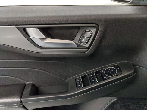 Certified 2023 Ford Escape SE image 15