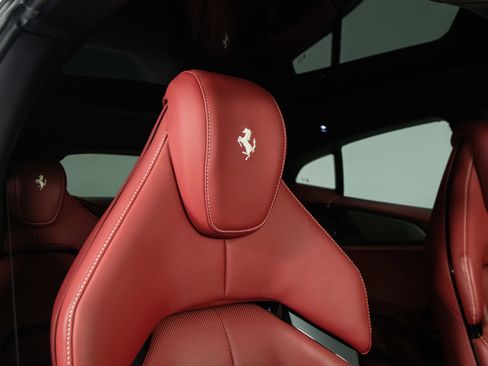 Certified 2023 Ferrari Purosangue image 34