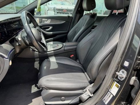 Used 2022 Mercedes-Benz E 350 Sedan image 10