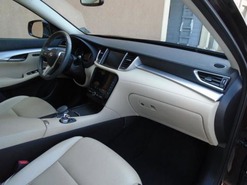 Used 2020 INFINITI QX50 Essential w/ Convenience Package FWD image 13