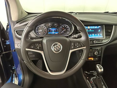 Used 2020 Buick Encore Preferred FWD image 17