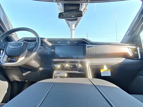 New 2026 GMC Sierra 1500 Denali AWD/4WD image 25