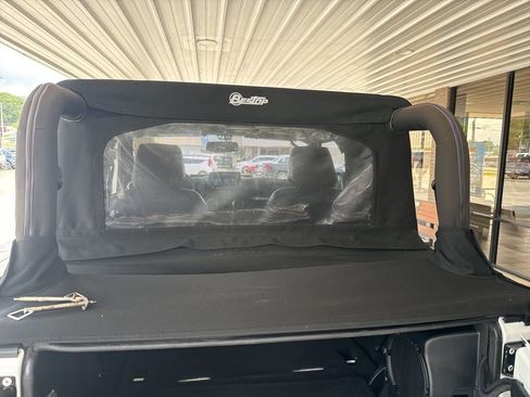 Used 2013 Jeep Wrangler Rubicon w/ Dual Top Group AWD/4WD image 23