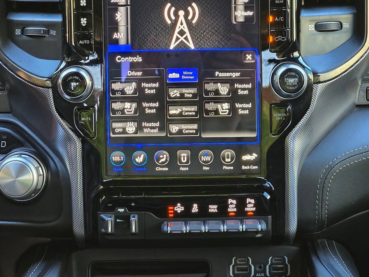 Used 2020 RAM 1500 Limited AWD/4WD image 28