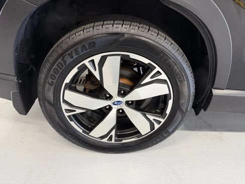 Used 2021 Subaru Forester Touring AWD/4WD image 42