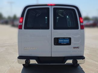 Used 2025 GMC Savana 2500 w/ Driver Convenience Package RWD video 4