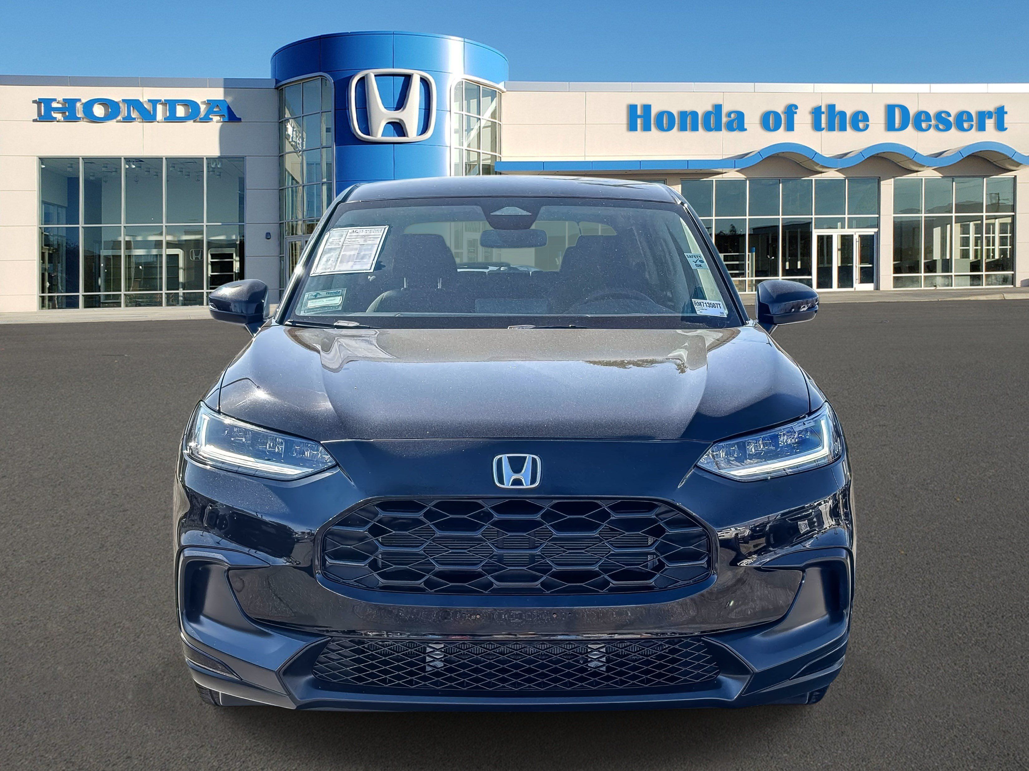 Used 2024 Honda HR-V LX image 2