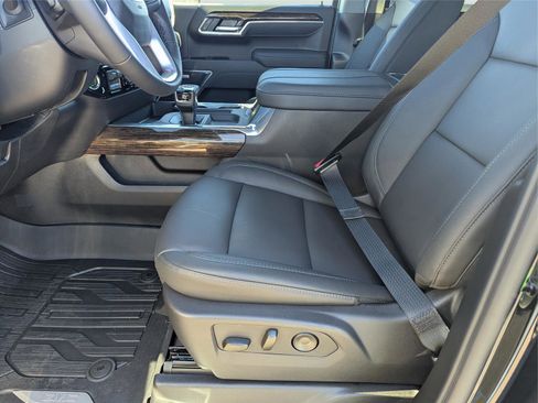 New 2026 GMC Sierra 1500 Elevation w/ Elevation Premium Package AWD/4WD image 10